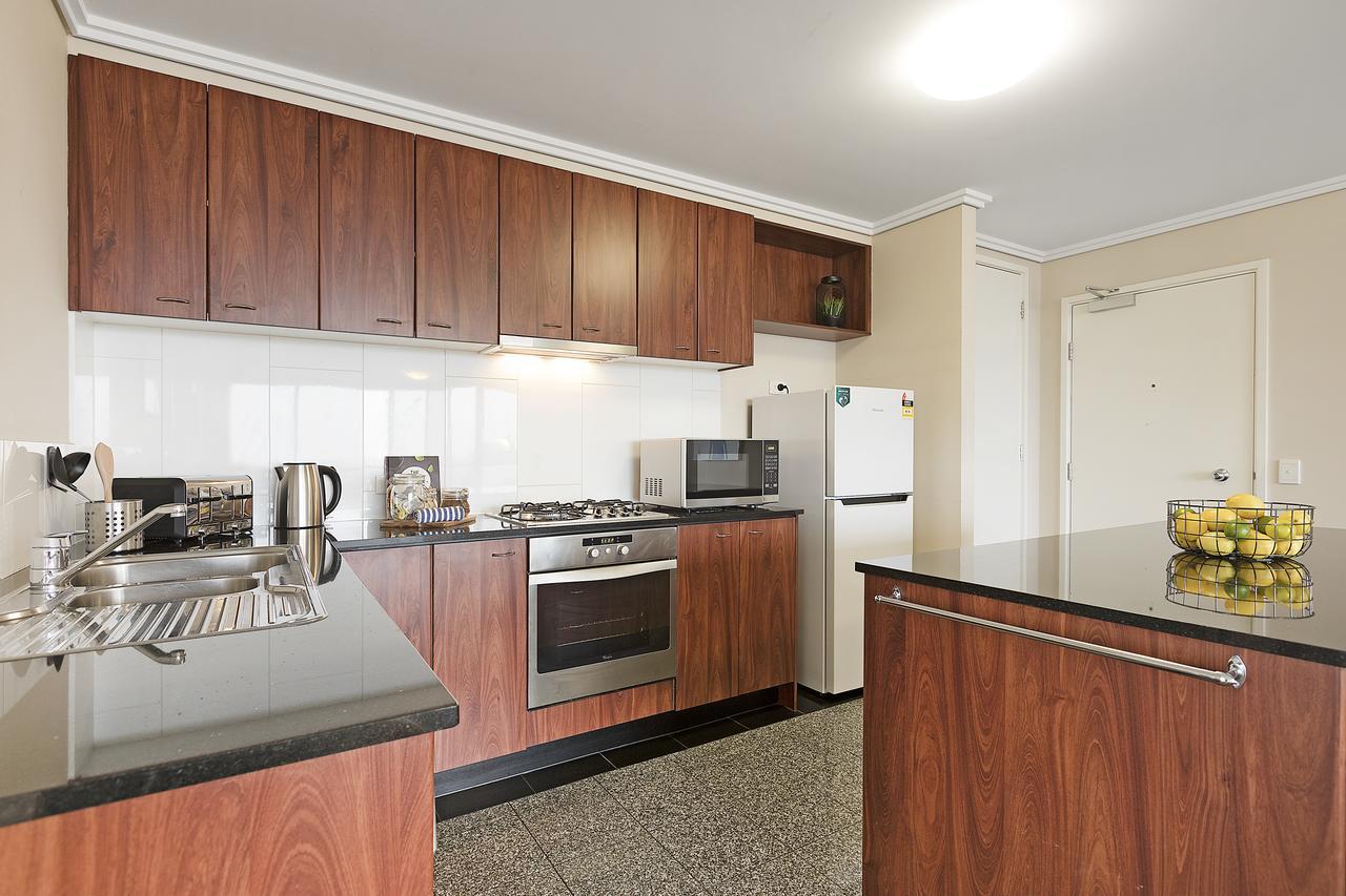 Complete Host Southpoint Apartments Melbourne Exterior photo